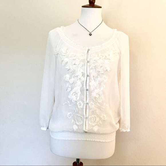 A B E R C R O M B I E : White Floral Peasant Top - Picture 8 of 8
